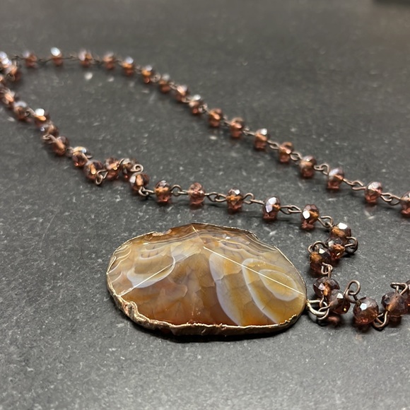 Stone and bead necklace - Picture 3 of 4